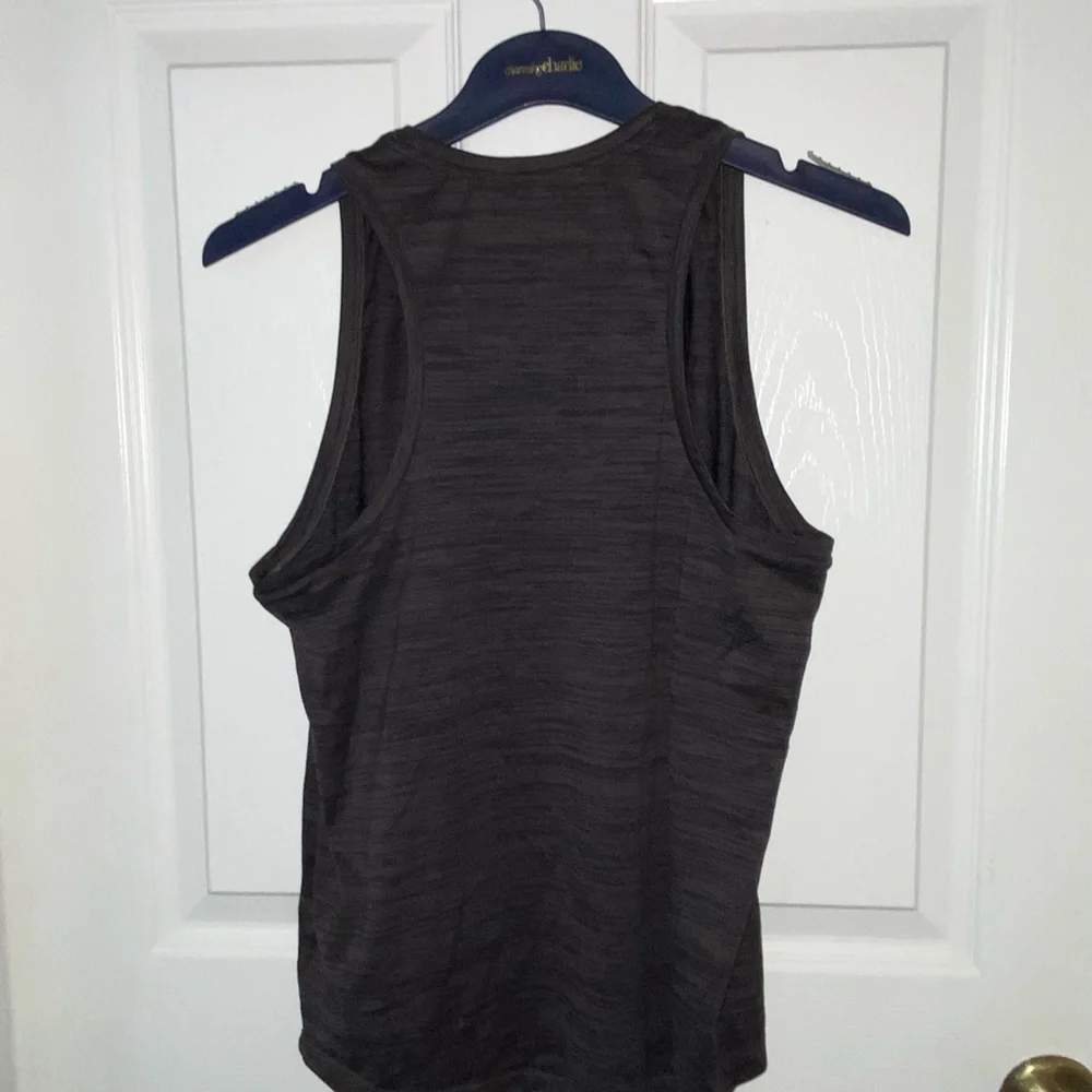 Nike Dark Gray Black Athletic Tank Top Size M
